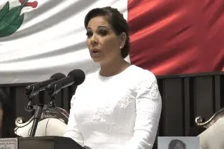 Imagen Mara Lezama toma protesta como la primer gobernadora de Quintana Roo 