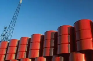Imagen Sube precio del petróleo tras fugas en gasoducto Nord Stream; temen crisis energética