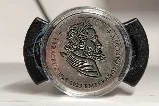 Imagen Lanzan moneda por los 500 años del escudo de Veracruz (+fotos)