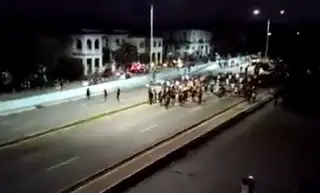Imagen Cientos protestan en Cuba por apagón tras paso de Ian