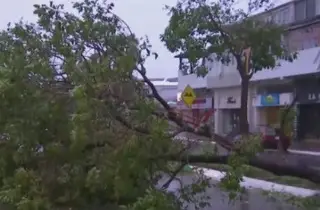 Imagen Continúa el peligro en Florida tras el paso del huracán Ian
