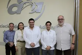 Imagen Eligen a nuevo presidente de la Asociación de Agentes Aduanales de Veracruz