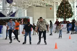 Imagen En temporada decembrina se instalarán 9 pistas de hielo en Veracruz