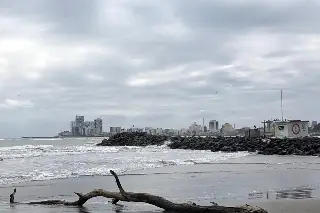 Imagen Se retrasa ingreso del frente frío en Veracruz, habrá viento del norte 