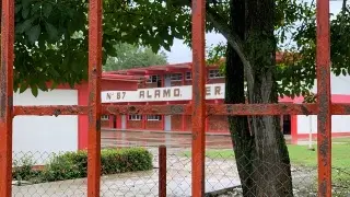 Imagen Retoman clases presenciales en escuela de Álamo tras presunta intoxicación de alumnos
