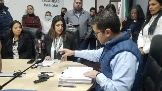 Imagen Denuncian a alcalde de Morena que recomendó a regidora “hacer el amor” 