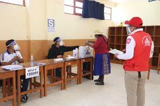 Imagen Hoy domingo eligen en urnas a gobernadores en Perú