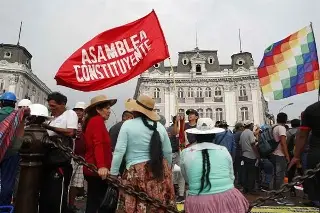 Imagen Por protestas, declaran estado de emergencia en siete regiones de Perú