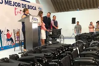 Imagen Entregan aparatos ortopédicos en Boca del Río 
