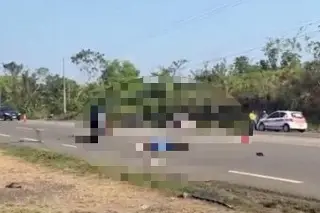 Imagen Trágico accidente automovilístico en carretera de Veracruz; hay un muerto 