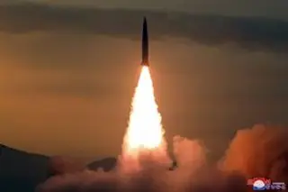 Imagen Corea del Norte dispara dos misiles balísticos no identificados al mar de Japón