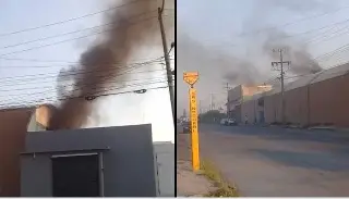 Imagen Controlan incendio en bodega de plásticos en Ciudad Industrial de Veracruz