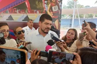 Imagen Zenyazen pide paciencia a maestros estatales para recibir su aumento salarial