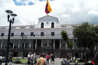 Imagen Convocan a elecciones generales extraordinarias en Ecuador