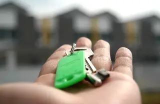 Imagen Al mes 90 personas compran casas en zonas irregulares de Veracruz: Canadevi