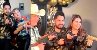 Imagen Estilo “buchón”, con armas, dinero de juguete y narcocorridos, festeja regidora cumpleaños de hijo (+Video)