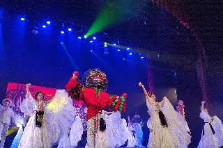 Imagen Espectacular noche de folklor en Veracruz con el Ballet de Amalia Hernández (+fotos)