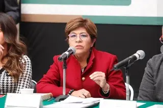 Imagen Es inverosímil modificar el nombre al estado de Veracruz: Rosa María Hernández