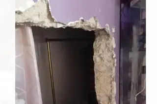 Imagen Hacen 'boquete' y roban 3 negocios en Boca del Río; se llevan medio millón de pesos 