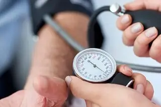 Imagen OMS: Cuatro de cada cinco personas con hipertensión no reciben el tratamiento adecuado