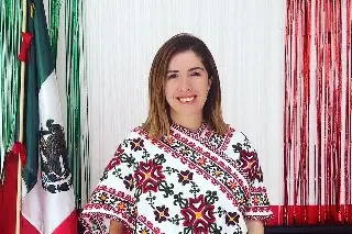 Imagen Hay diferencia entre declararse la perra del presidente a luchar como perra por México: Melissa Vargas a María Clemente