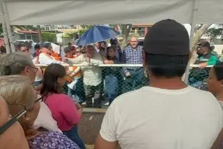 Evacúan a vecinos de fraccionamiento en Poza Rica, Veracruz; esta fue la razón 