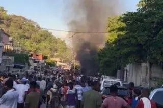 Imagen Linchan a ocho presuntos miembros de bandas tras atacar hospital en Haití