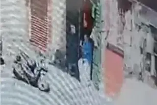 Imagen Embestida al intentar detener a dos ladrones que robaron a otra mujer (+Video)