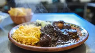 Imagen Costilla en salsa de chile seco, platillo representativo de Xalapa