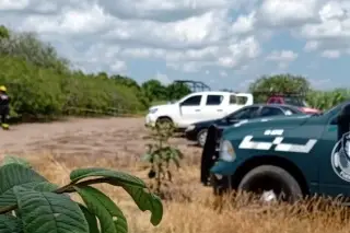 Imagen Sin identificar 3 cuerpos de hombres encontrados en un barranco 