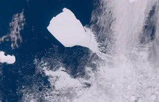 Imagen El mayor iceberg del mundo vuelve a estar en movimiento tras más de 30 años encallado