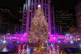 Imagen Así fue el encendido del árbol de Navidad del Rockefeller Center, en Nueva York (+Video)