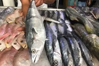 Imagen Hasta de Puebla llegan a surtirse de pescados y mariscos a Veracruz