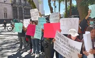 Imagen Estudiantes manifiestan en el centro de Xalapa; esto exigen 
