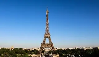Imagen Torre Eiffel cierra sus puertas; es por esta razón 