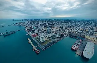 Imagen Puerto de Veracruz, cerrado a la navegación por evento de norte 