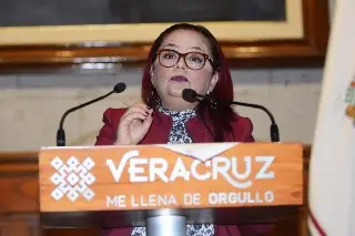 Imagen Cuitláhuac García solicitará a próxima administración que Daniela Griego siga al frente del IPE