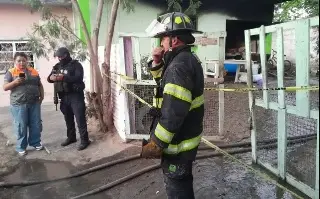 Imagen Suman 2 muertos por incendio provocado en colonia de Veracruz