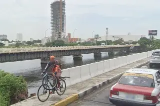 Imagen Urge que Federación haga otro puente en Boca de Río; diario circulan más de 20 mil carros: Alcalde