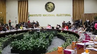 Imagen INE aprueba multas a partidos políticos por 51 mdp; a Morena le descuentan 1.9 mdp 
