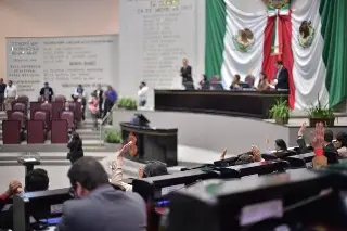 Imagen Para irse a campaña electoral, piden licencia 7 alcaldes de Veracruz 