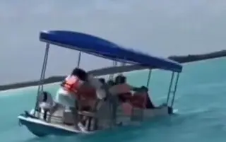 Imagen Se hunde embarcación con al menos 12 turistas a bordo 
