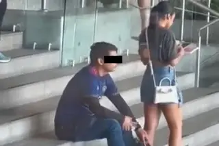 Imagen Alertan por sujeto que graba a mujeres en centro comercial de Boca del Río 