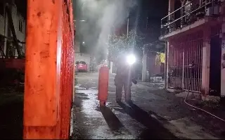 Imagen Evacúan a 60 personas ante posible fuga de gas LP en Fortín