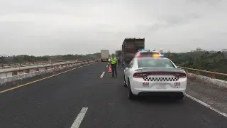 Imagen Sigue el cierre por accidente en esta autopista del sur de Veracruz