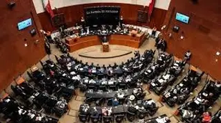 Imagen Dispensa Senado primera lectura a reformas en materia de amparo y amnistía