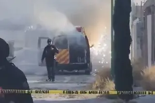 Imagen Incendian ambulancia particular y asesinan a dos paramédicos