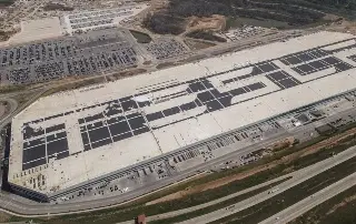 Imagen Tesla despedirá a casi 2.700 empleados de fábrica de Texas