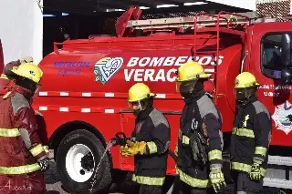 Imagen Incendio en zona del distribuidor vial de la cabeza Olmeca, en Veracruz 
