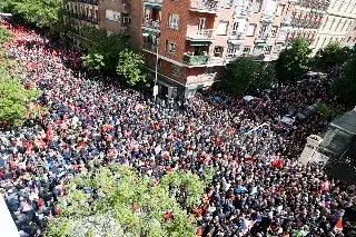 Imagen Militantes y dirigentes socialistas cierran filas con Pedro Sánchez